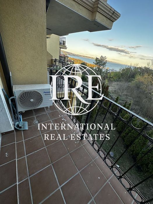 Продава се Тристаен апартамент в с. Кранево, Област Добрич - 87 кв.м за 1955 €/кв.м - Снимка #11