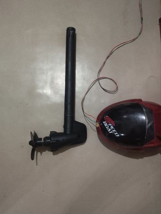 Электромотор от водяного скутера .