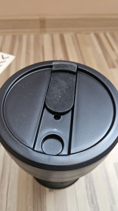 Нова сгъваема чаша Stojo (24 oz) от Платинен медицински LFGB Силикон – Черна