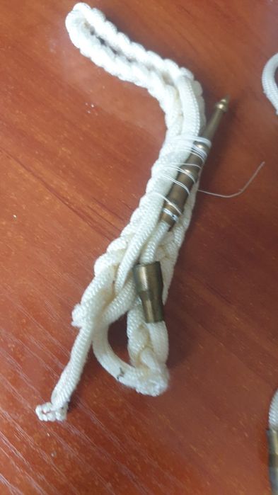 Акселбанти за парада униформа.