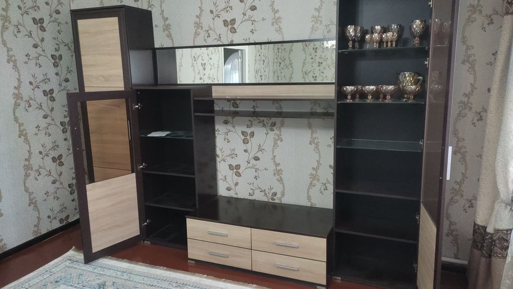 Продам стенку...