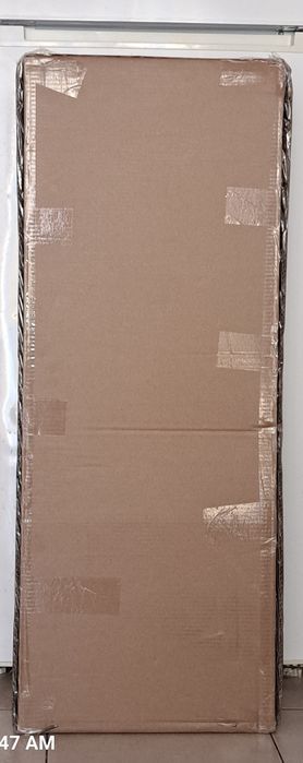 Șezlong balansoar crem, cu roți, nou, ambalat