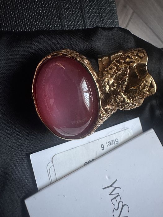 Кольцо yves saint laurent Arty pink 6 size