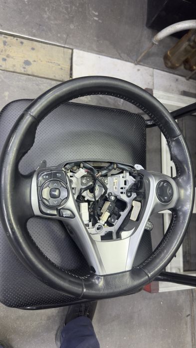 Камри 50 се руль