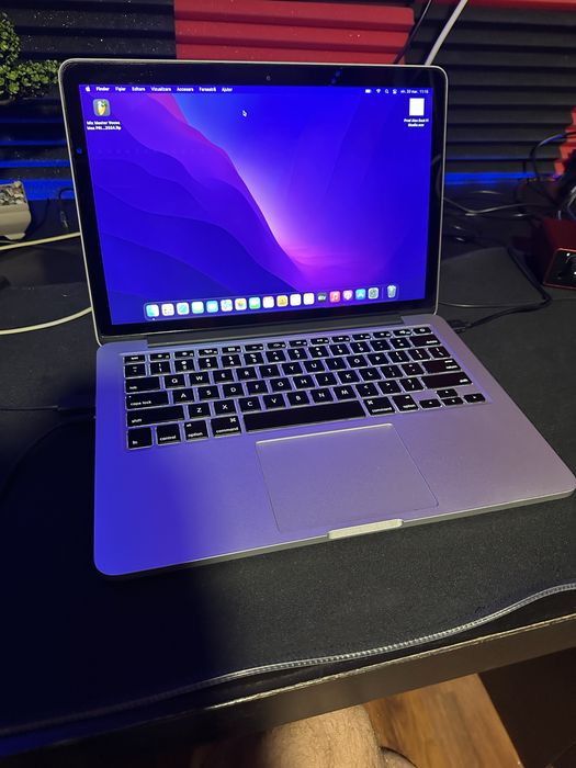 Macbook pro 2015 13inch Retina