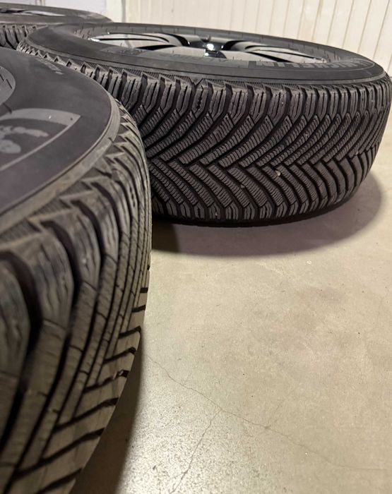 Комплект джанти 17" за Мерцедес ГЛЦ/Mercedes GLC X253 със зимни гуми Michelin Alpin 5 235/65/R17 DOT 24 7.5MM