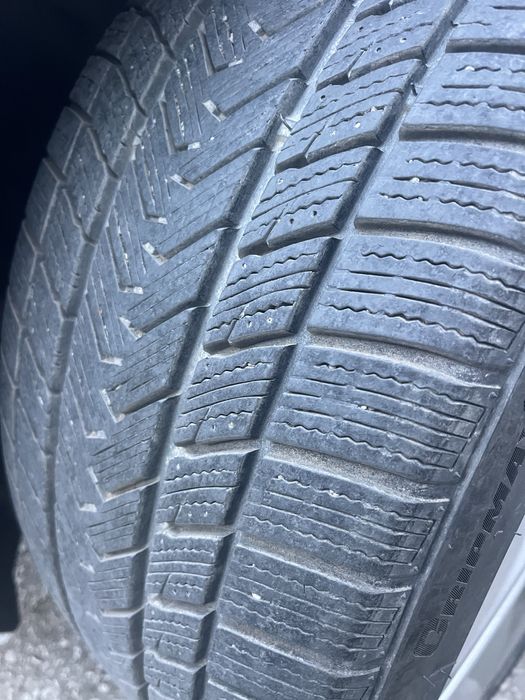 Зимни 265 35 20 Gripmax