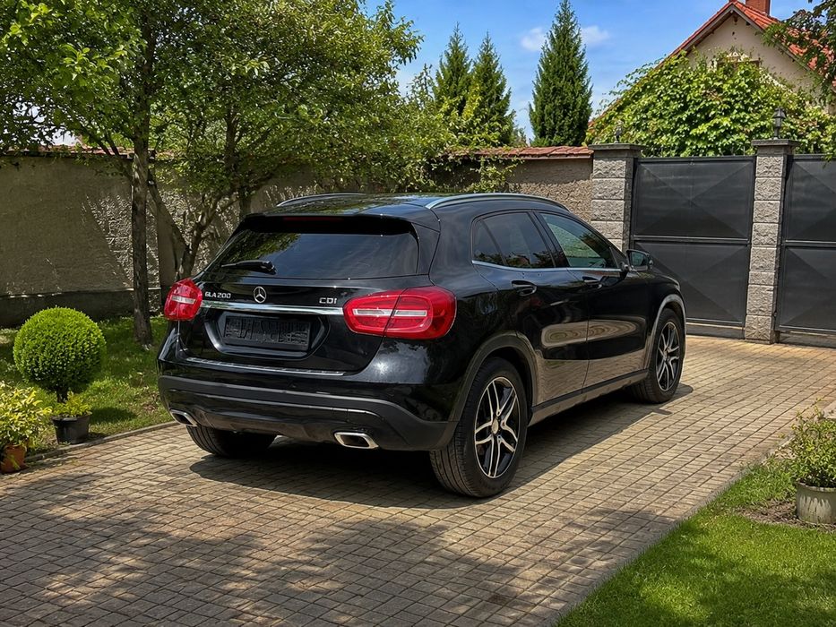 MERCEDES-BENZ GLA 0 — imagine 3