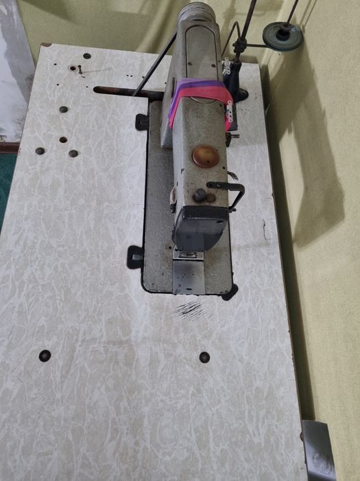 Продаётся промышленный машинка