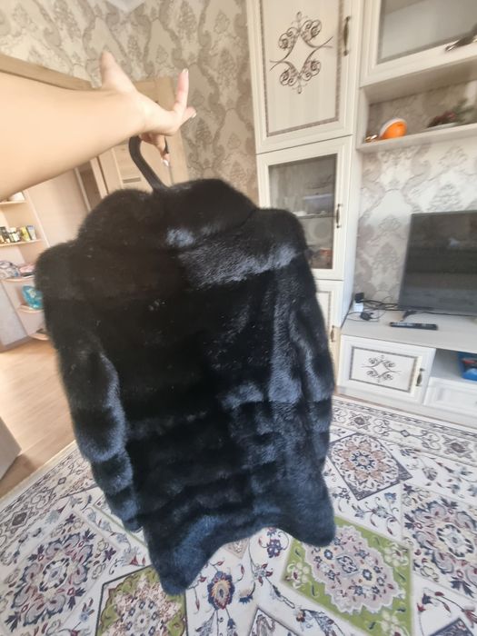 Продам норковую шубу