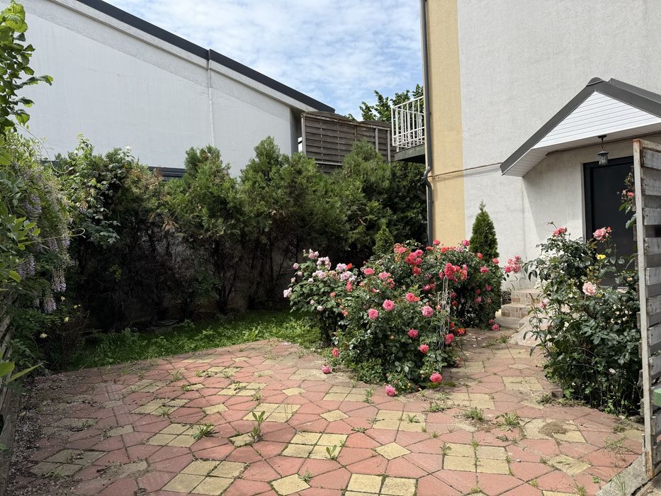 Vila moderna centru Popesti-Leordeni