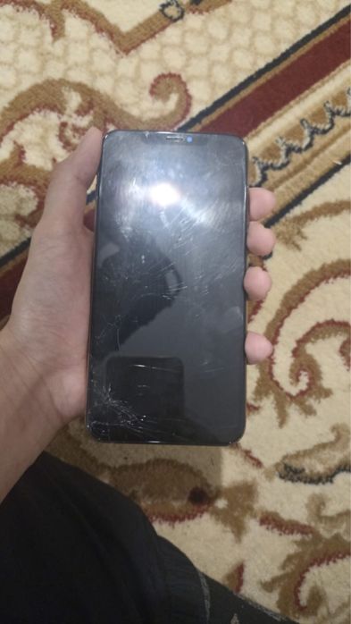 Обменяю либо продам Iphone XS Max