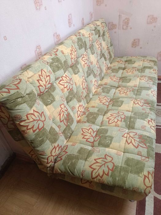 Диван для гостиной