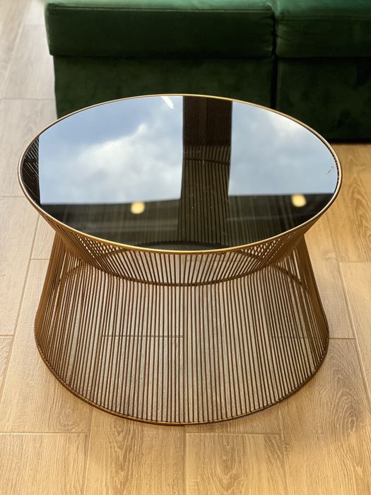 Vând măsuță de cafea (vintage)