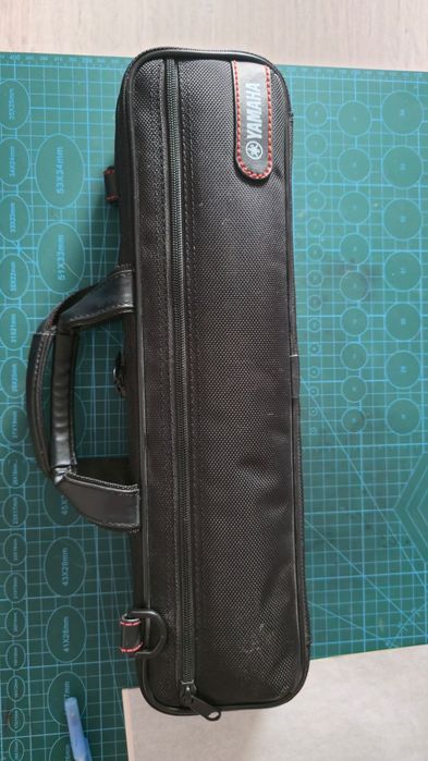 Flaut Yamaha Silver  Seria YFL 212