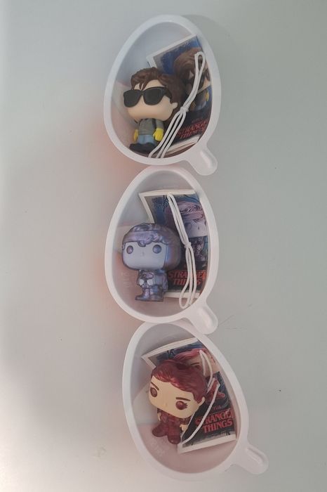 Фигурки очень странные дела.