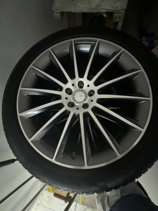 Mercedes diska original GLE 450 dan yechilgan