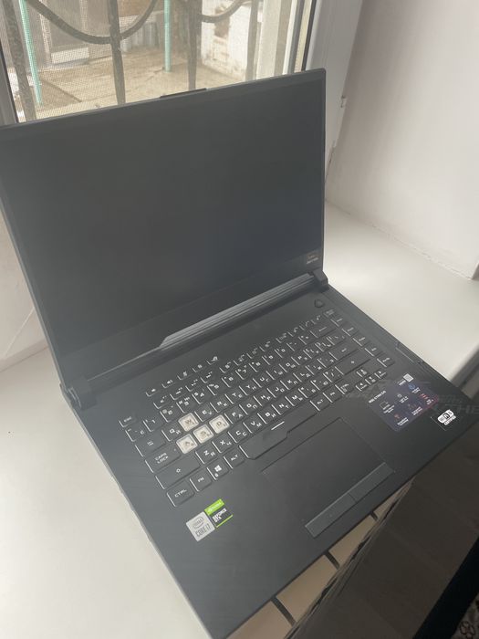 ASUS ROG Strix G15 / Core i7 / 144Hz / GTX 1660 Ti / 16GB / SSD 128GB