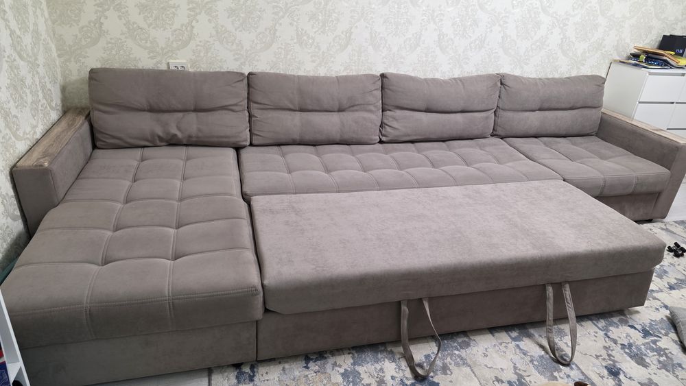 Продам диван 4 метра