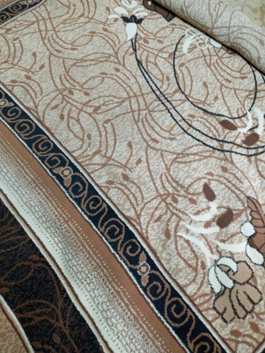 Продам  большой ковёр