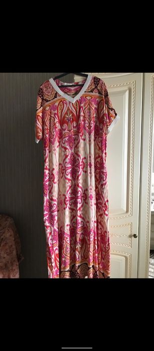 Платье женское...