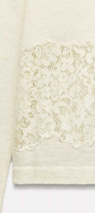 Елегантен дамски пуловер с дантела