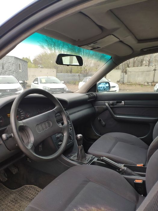 Ауди 100 Audi 100