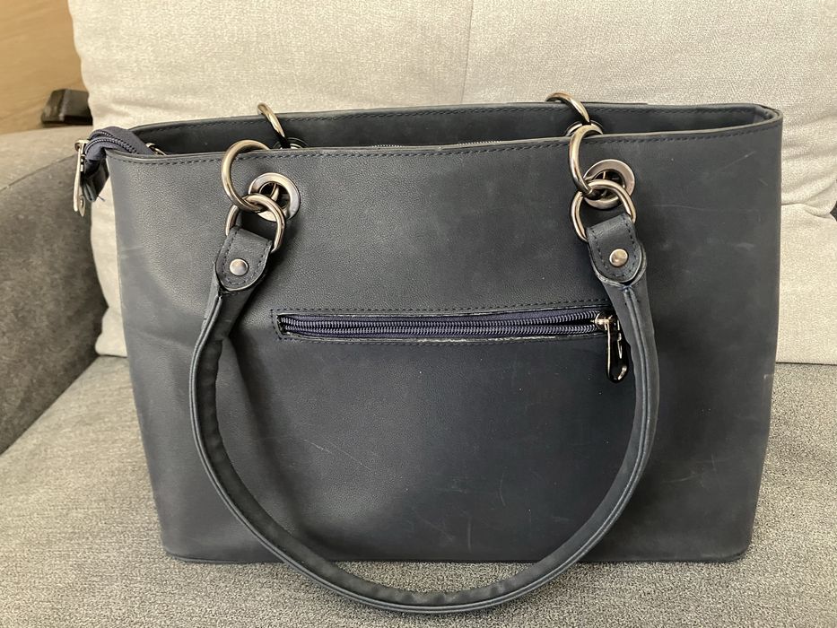 Евтини дамски чанти Michael Kors в тъмно синьо и кафяво кожени