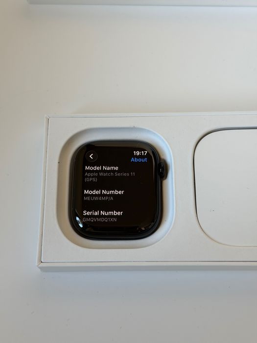 Apple Watch 11 46mm Jet Black | 100% Батерия | Гаранционен