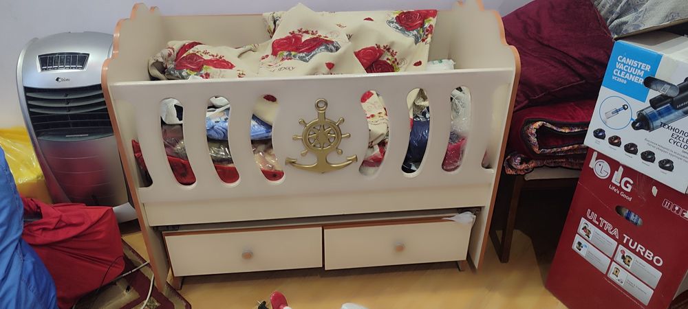 Детская кровать со шкафом