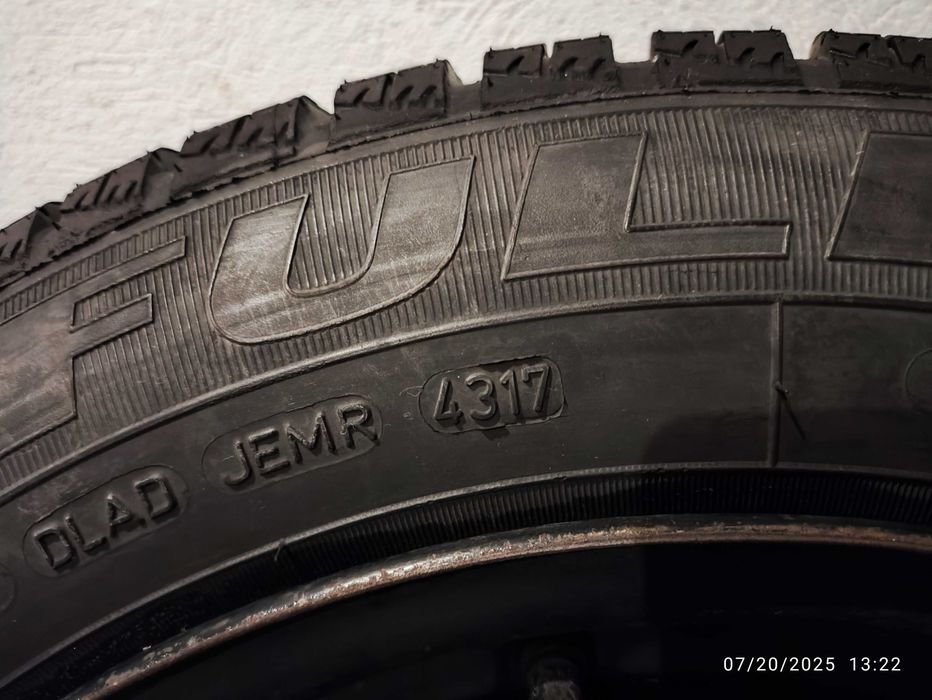 Зимни гуми Fulda 185/65/15 с железни джанти за Opel Corsa D и тасове