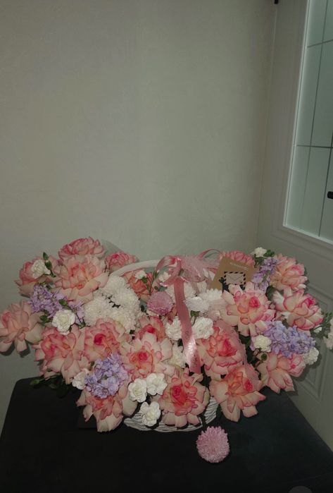 Корзина с цветами от Romantic