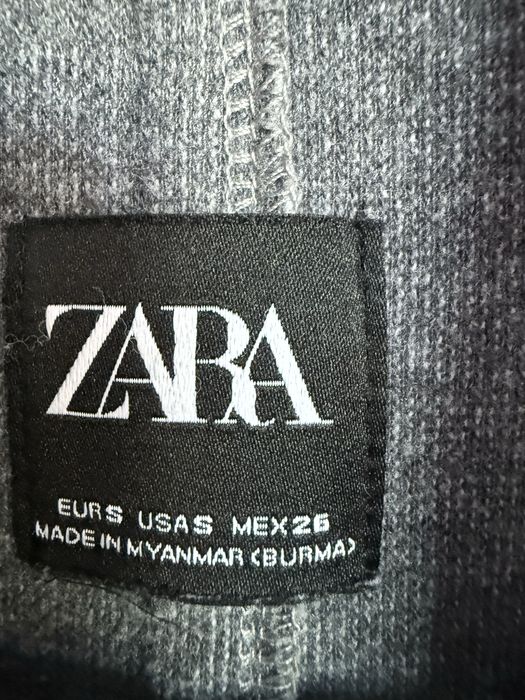 Преходно палто от zara