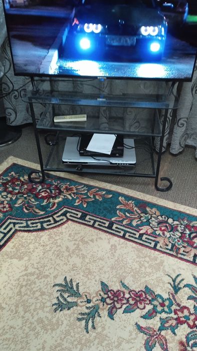 Стол тумба под телевизор