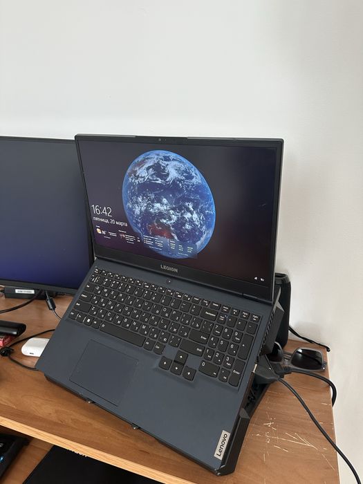 Lenovo Legion 5 / i7-11800H / 32GB / RTX 3060 / SSD 1TB
