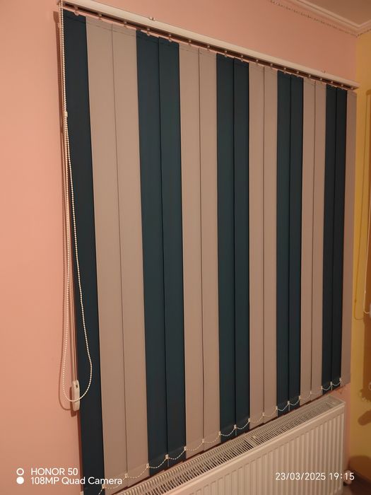 Вертикални щори . 2броя