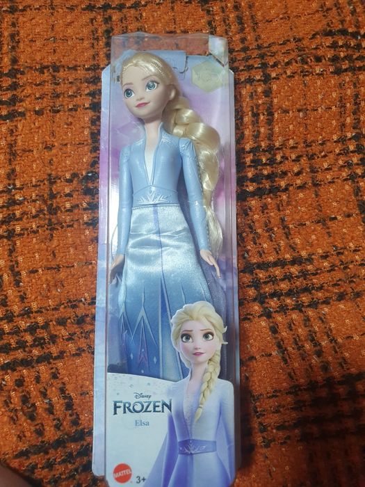 Эльза из Холодное сердце  Mattel