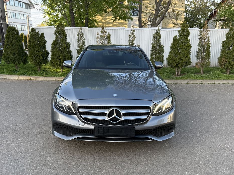 Mercedes-Benz E350e / Airmatic / Hibrid / Camera retur