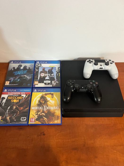 Vând Ps4  Slim de 1TB