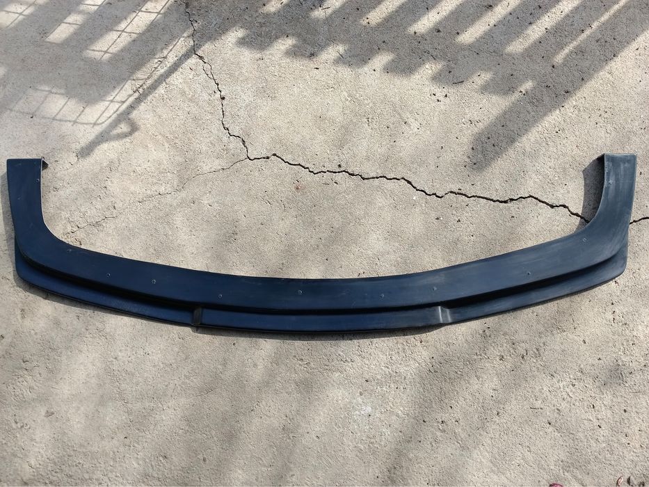 BMW e 36 губа gt (стекловолокно)