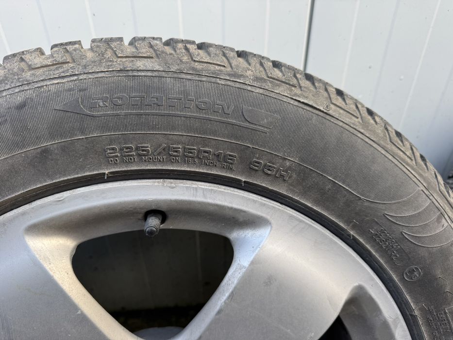4 бр джанти 5x112 Mercedes W211 7.5J ET 42 със зимни гуми 225/55/16