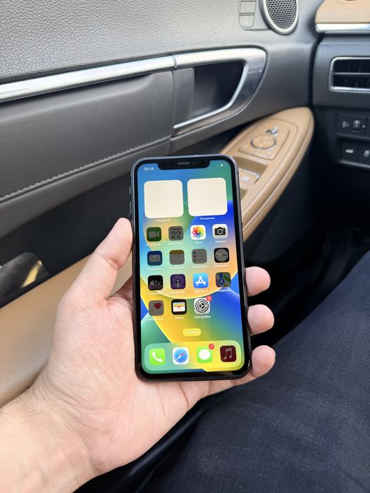 iPhone 11/128Gb - В отличном состоянии