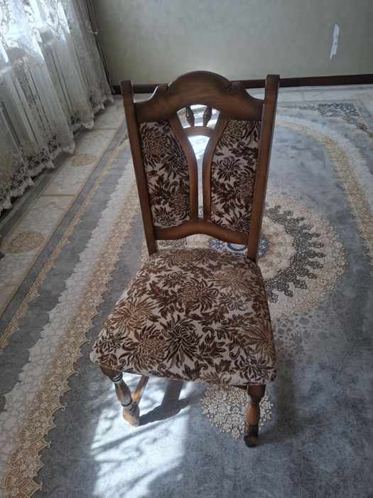 Стулья для гостиной