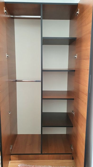 Sifonier dulap dormitor .urgent !!!