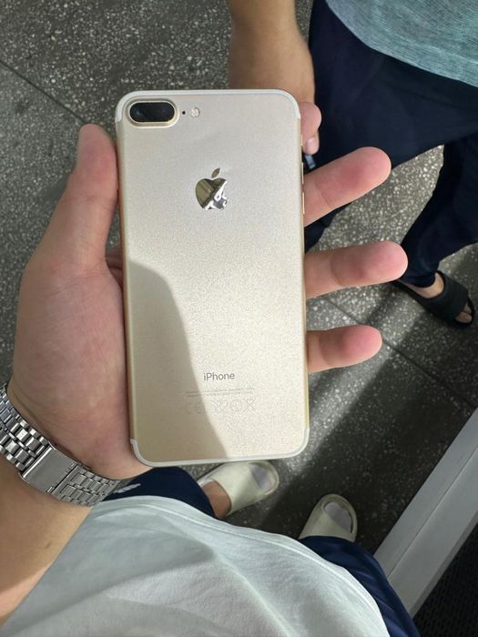 Iphone 7+ срочно 128 гб