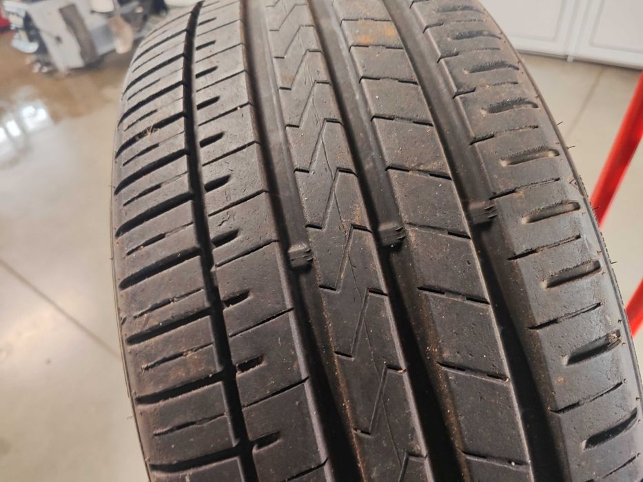 4бр.летни гуми 225/40/18-245/35/18 Falken спорт пакет