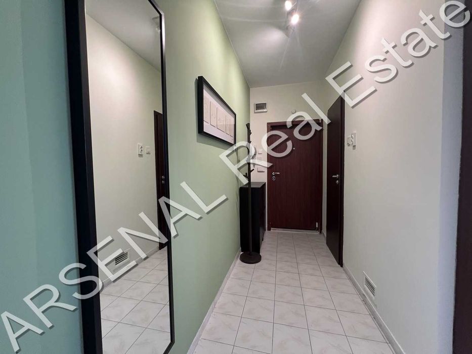 Дава се под наем Двустаен апартамент в София, Младост 1 - 72 кв.м за 598.23 € - Снимка #1