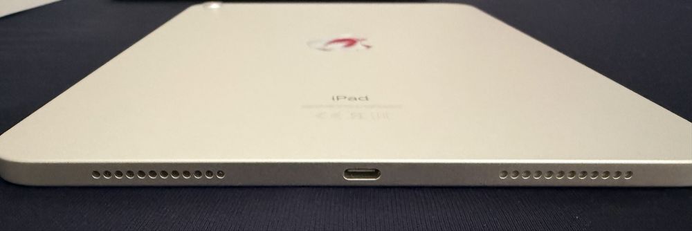 iPad 10th Gen 10.9”, Grey, 256 GB + Husă neagră