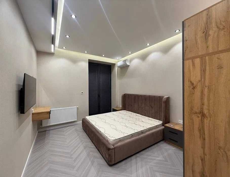 ЖК. Green House. Продаётся 2х-ком евро квартира на метро Сергели