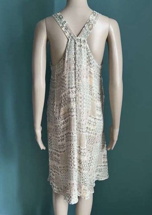 Чисто нова рокля Massimo Dutti